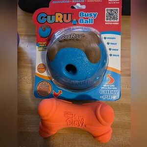 GURU - Treat Dispenser - Chew, and a Squeaker Bone. (DG )